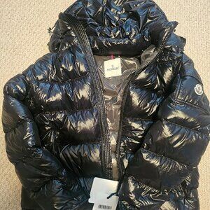Moncler Maya Short Down Jacket- TAGS STILL ON. NEVER USED